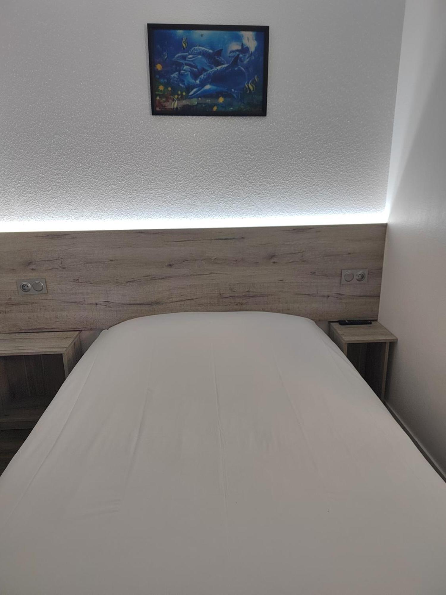 Alpha Hotel Bouafle Εξωτερικό φωτογραφία