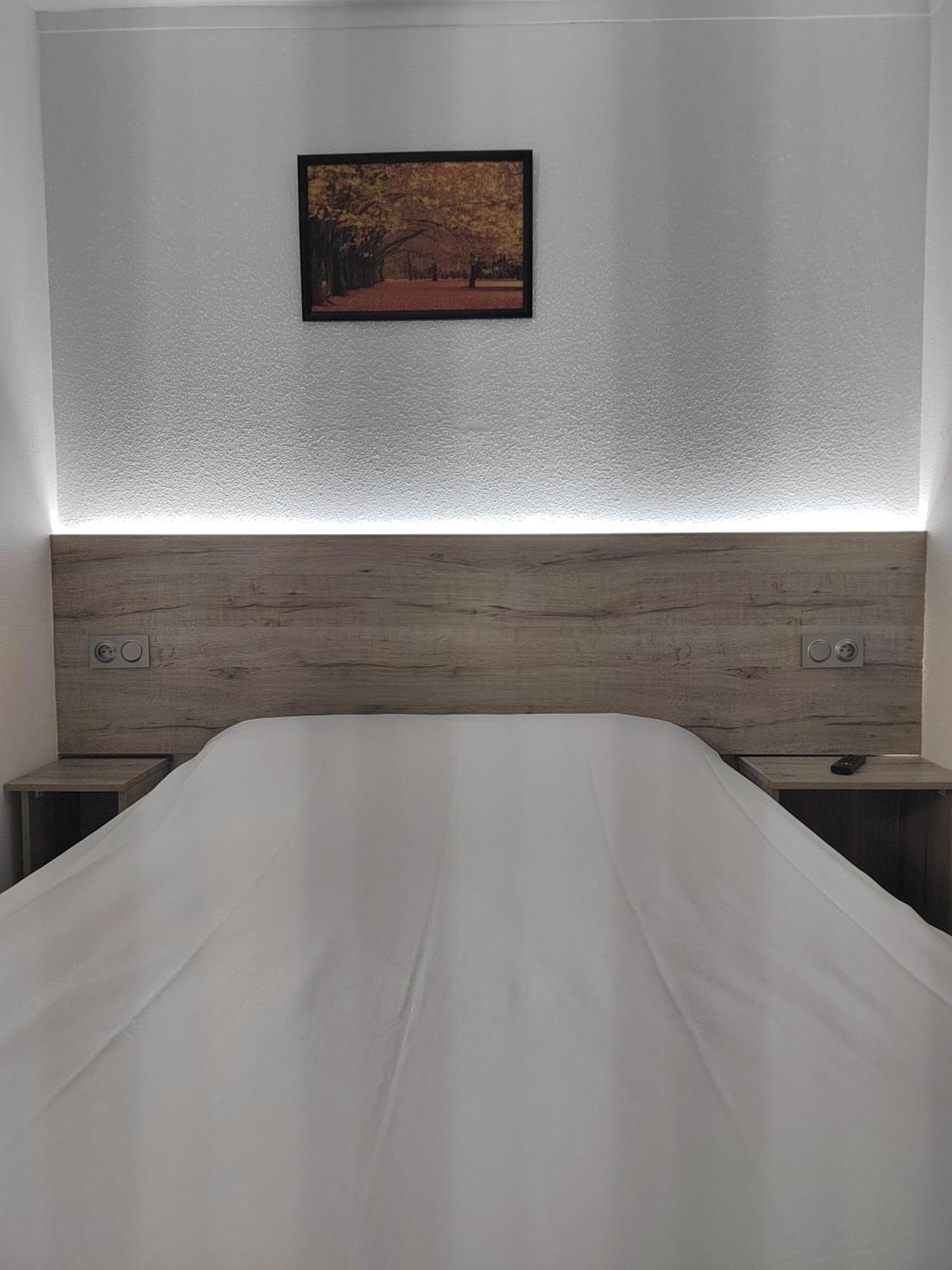 Alpha Hotel Bouafle Εξωτερικό φωτογραφία
