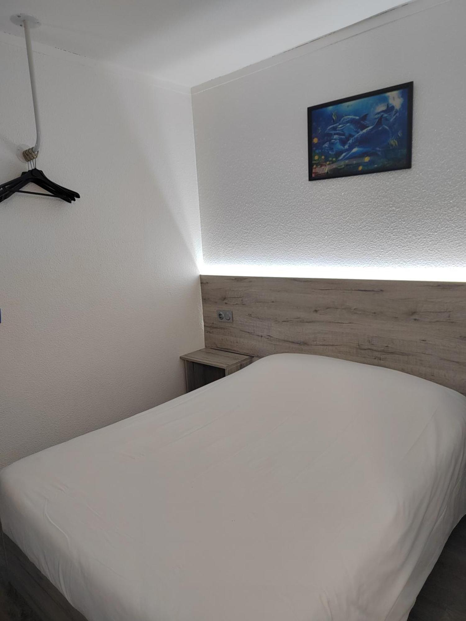 Alpha Hotel Bouafle Εξωτερικό φωτογραφία