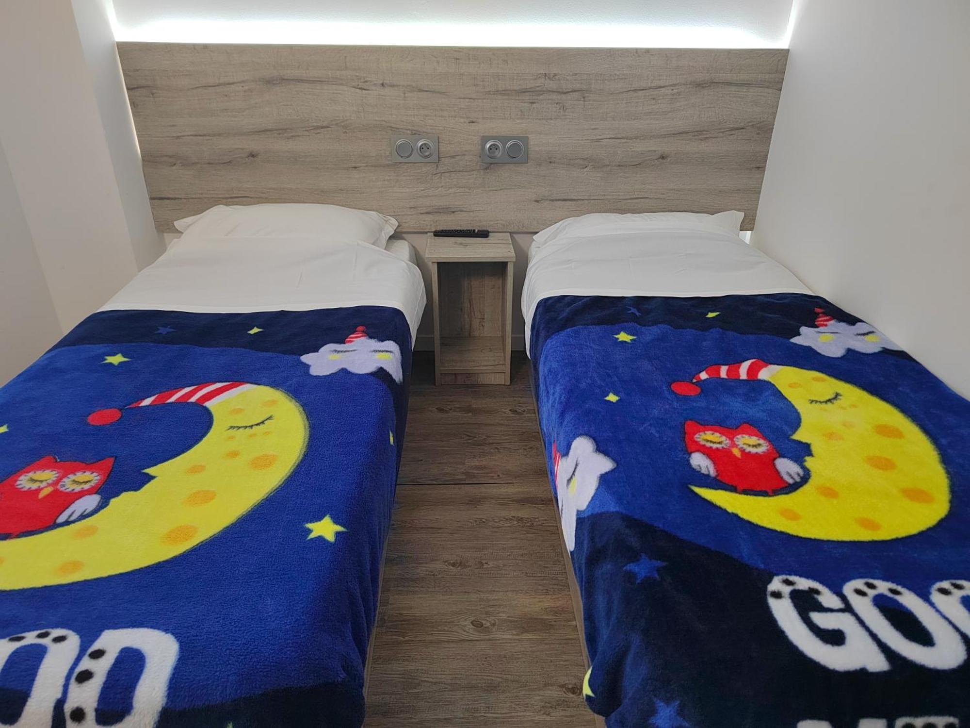 Alpha Hotel Bouafle Εξωτερικό φωτογραφία